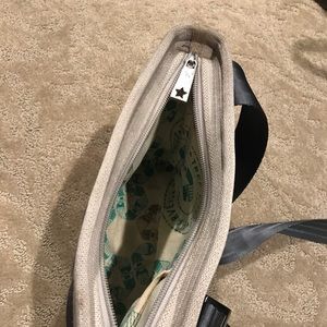 Original Harvey’s seatbelt purse